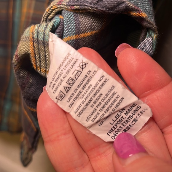 L.L. Bean Casual Button Down Shirt green and Yellow size medium - Picture 5 of 8